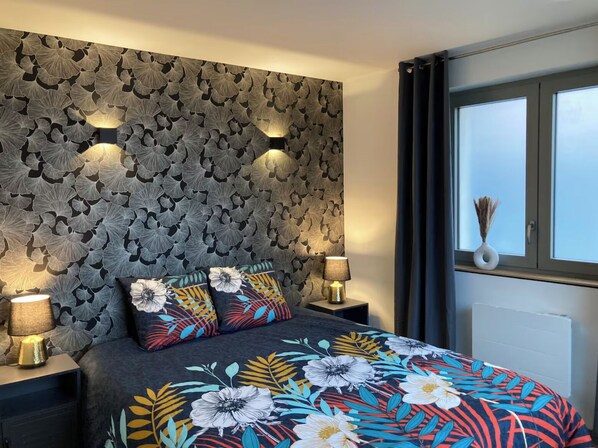 2 bedrooms, desk, free WiFi, bed sheets