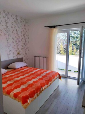 2 bedrooms, free WiFi, bed sheets