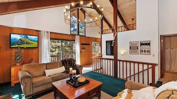 Signature Cabin, 2 Bedrooms, Fireplace, Mountainside | Living room | 49-inch Smart TV with digital channels, fireplace
