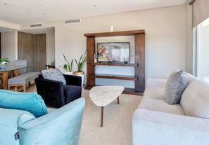 Smart TV - Apartment in plaza pabellon zone andares (Guadalajara)