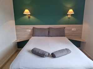 7 slaapkamers, wifi, beddengoed