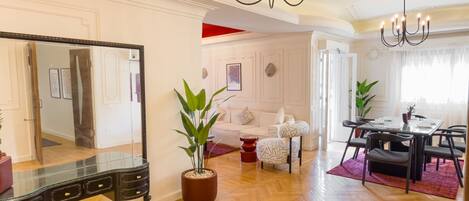 Basic Apartment | Interior