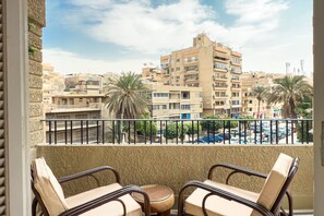 Basic Apartment | Property grounds - Xuru Stays I The 2bdr Crimson Crib @ The Heart Of Heliopolis (Cairo)