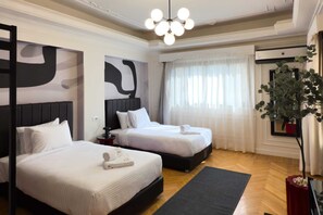 Basic Apartment | 2 bedrooms, bed sheets - Xuru Stays I The 2bdr Crimson Crib @ The Heart Of Heliopolis (Cairo)