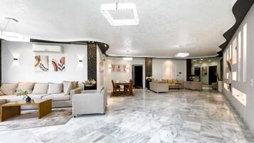 Basic Apartment (Serene & Spacey) | Interior