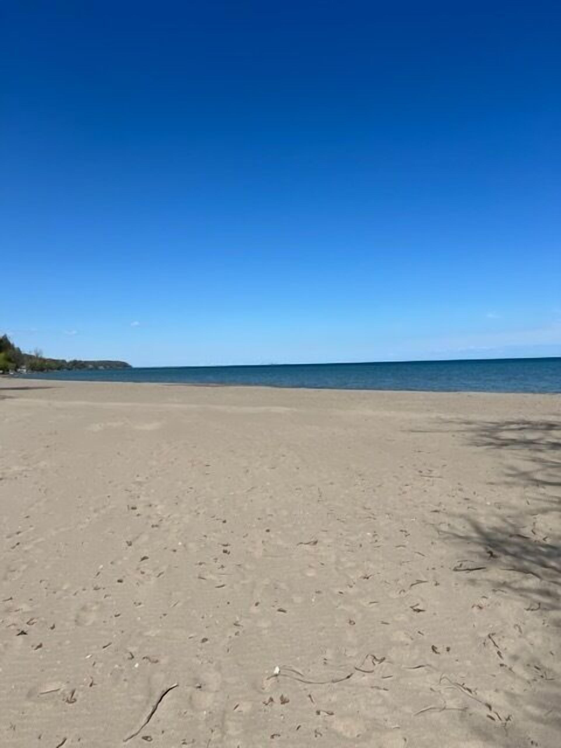 Only 20 minutes to the scenic beaches of Turkey Point and Port Dover—your ideal getaway spot!