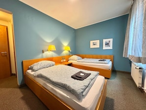 Comfort Double Room | Desk, laptop workspace, soundproofing, free WiFi
