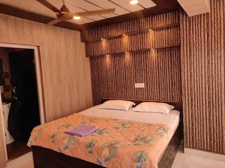 ์ํผ๋ฆฌ์ด๋ฃธ | ๋ฌด๋ฃ WiFi