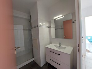 Hair dryer - Charming T2 with pool 2 min from beach (Urrugne)