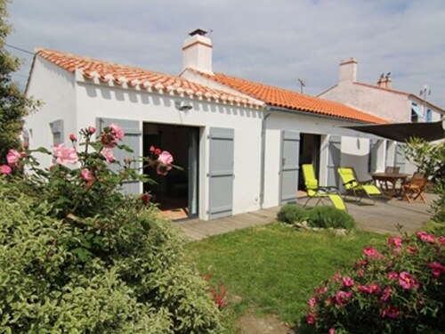 Single-Story House, Near Noirmoutier Beach, 5 Guests