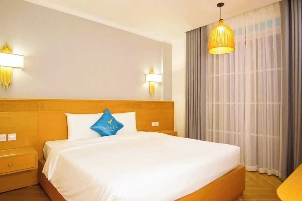 1 bedroom, in-room safe, desk, laptop workspace