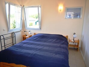 4 bedrooms, free WiFi