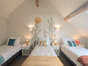 3 chambres, Wi-Fi gratuit, draps fournis
