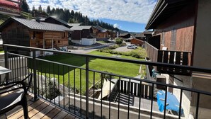 Property grounds - Apartment in Les Gets with Wi-Fi for 4 people (Les Gets)