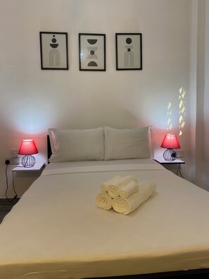 1 bedroom, iron/ironing board, WiFi, bed sheets - ALUM Studio Apartment (Mtwapa)
