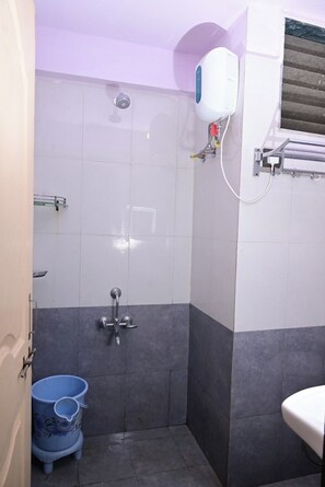 Bathroom - Prion Pods (Daman)