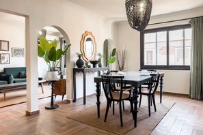 Appartement de base (Exotic) | Restauration