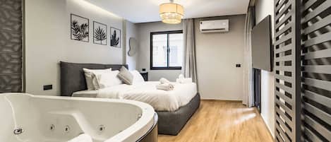 12 Schlafzimmer, Bügeleisen/Bügelbrett, Bettwäsche