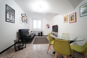 Interior - House of Romi apartment PI.GI in the historic center a stone's throw from the sea (Chiavari)