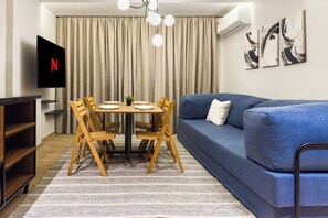 Perushuoneisto | Oleskelualue | Televisio