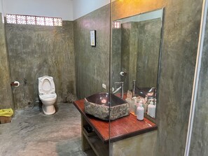 Bathroom - Blue Beach Village (Da Nang)