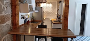 Dining room - Charming Central Home (Split)