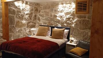 Studio, 1 Bedroom, Accessible, Smoking | 1 bedroom