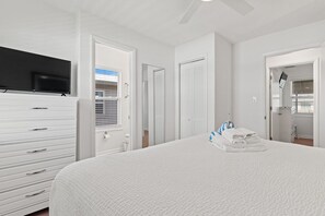 4 室のベッドルーム、アイロン / アイロン台、WiFi、ベッドシーツ