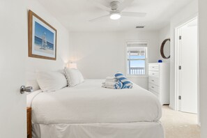 4 chambres, fer et planche à repasser, Wi-Fi, literie fournie