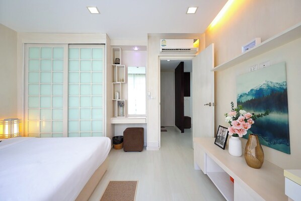 2 Schlafzimmer, Schreibtisch, Bügeleisen/Bügelbrett, WLAN