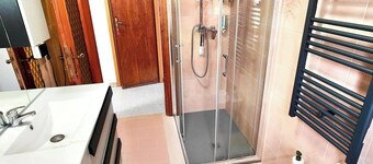 Quiet Two-room Apartment With Parking Space - Casa Montan