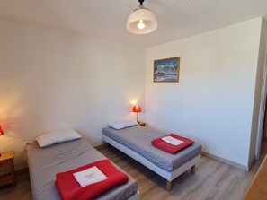 1 bedroom, travel crib, free WiFi, bed sheets