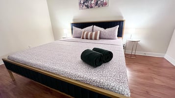 1 bedroom, WiFi, bed sheets