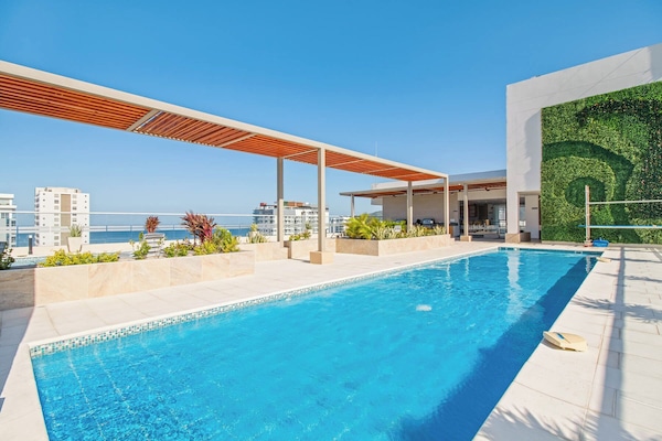 2 piscinas al aire libre, sillones reclinables de piscina