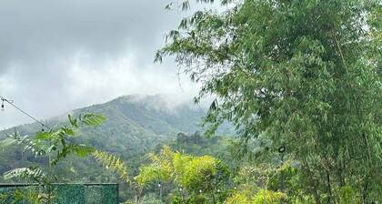 Charming Retreat Mountain Resort in Davao City with Jacuzzi