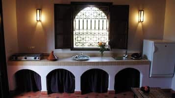 Standard Studio, Garden View (Dweriya) | 1 bedroom, individually decorated, individually furnished