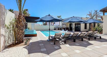 Paz del Mar Boutique Resort – Heated Pool, Chef & Housekeeping | 20 guest