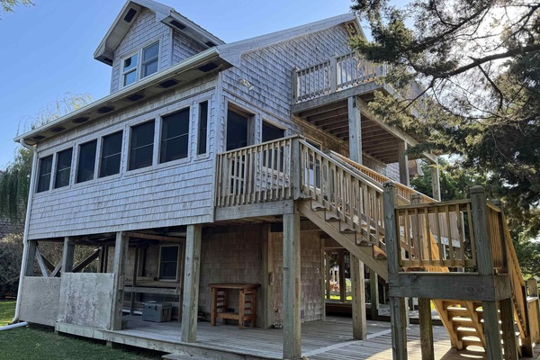 Exterior with Screened Porch