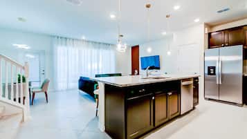 Apartment | 5 bedrooms, Internet