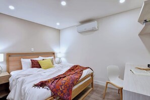 1 chambre, fer et planche à repasser, lit parapluie, Wi-Fi