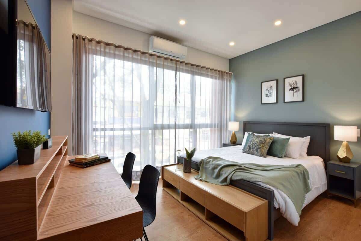 1 bedroom, desk, iron/ironing board, WiFi