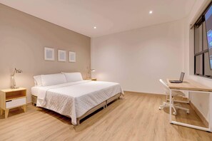 3 Schlafzimmer, Bügeleisen/Bügelbrett, WLAN