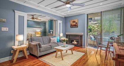 Melrose Newly Renovated 1Bedroom-360 Rooftop Views, Best location, Gym & Parking