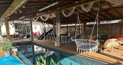 House on the harbour and near the salt marshes, beach 150 m away