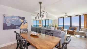 Condo, 3 phòng ngủ | Nội thất