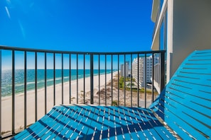 Condo, 3 Bedrooms | Property grounds