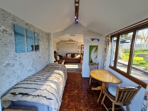 1 bedroom, desk, iron/ironing board, free WiFi