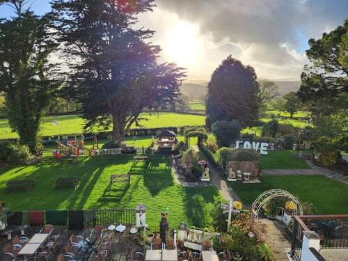 OYO Lavender House Hotel