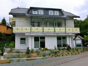 Exterior - 1 Bedroom Apartment (Willingen)