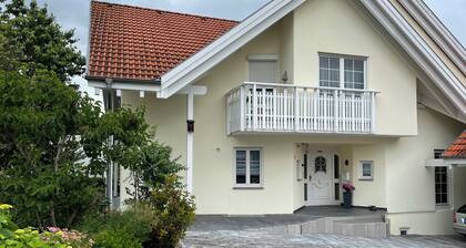 Gemütliche, ruhige Ferienwohnung mit Blick ins Grüne